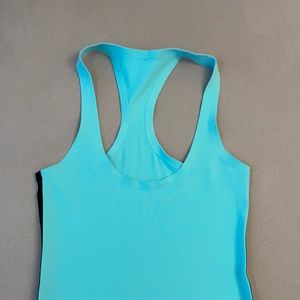 Lululemon tank size 2